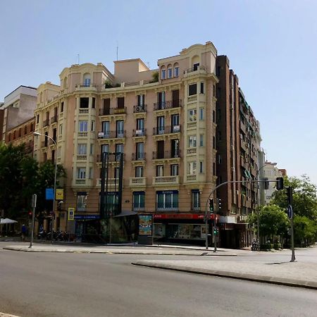 Hostal Nersan2 Madrid Exterior foto