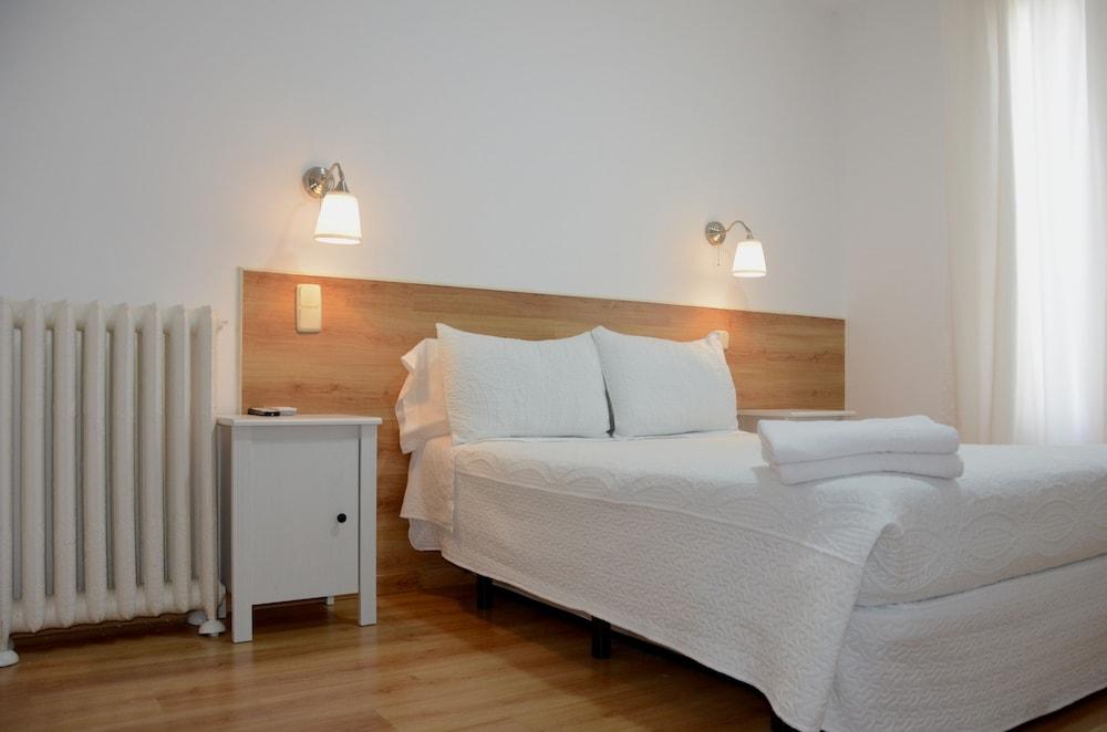 Hostal Nersan2 Madrid Exterior foto
