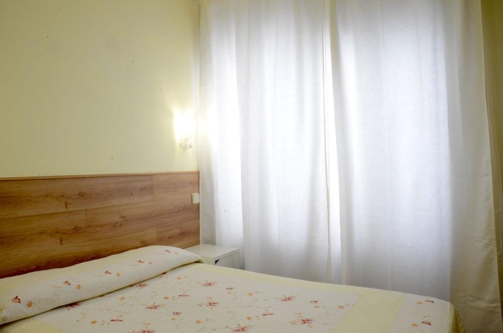 Hostal Nersan2 Madrid Exterior foto