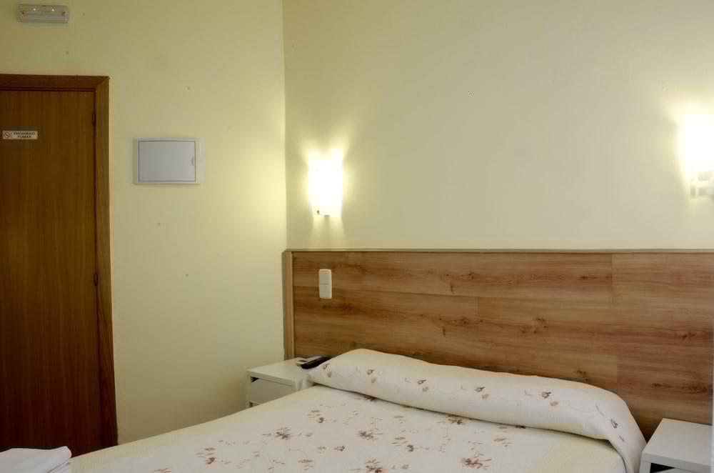 Hostal Nersan2 Madrid Exterior foto