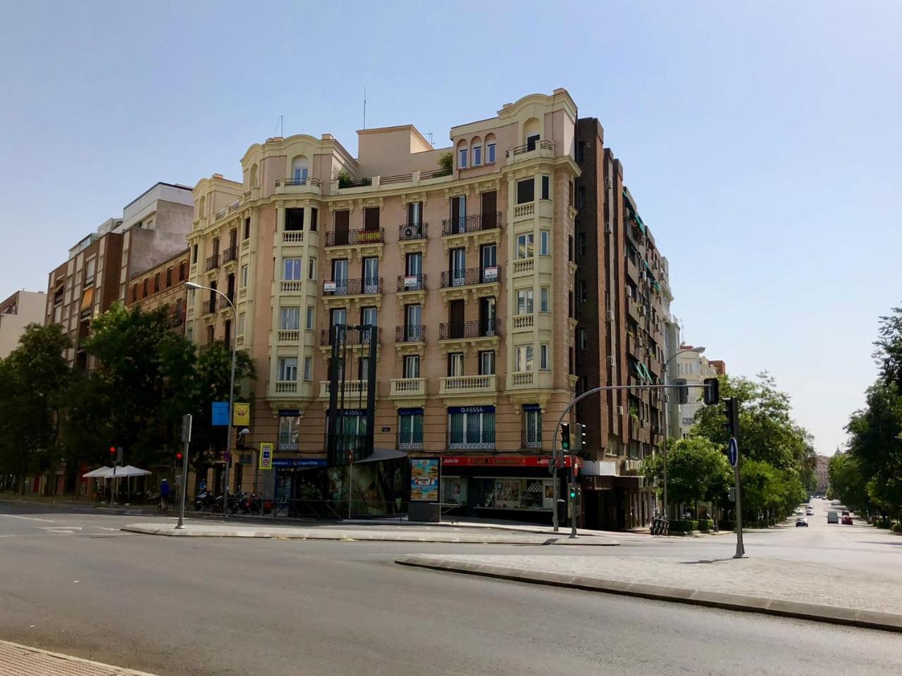 Hostal Nersan2 Madrid Exterior foto
